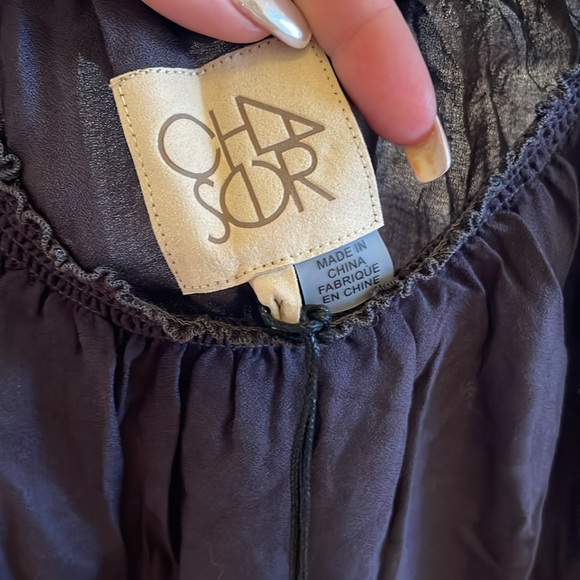 NWOT Chaser Heirloom off shoulder smocked top  - size medium - Picture 4 of 7